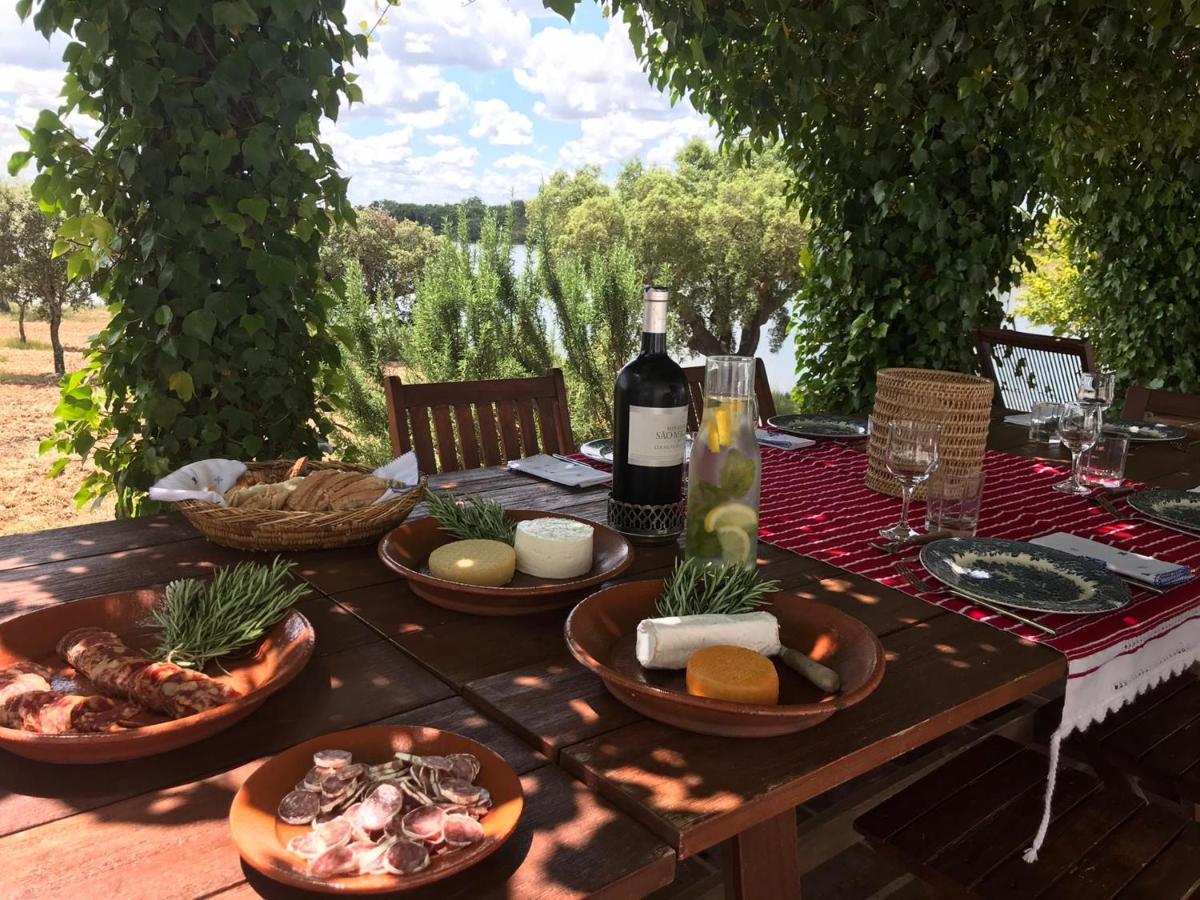 Fontes - A Essencia Do Alentejo Com Lago Privado Redondo Exterior photo